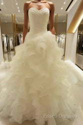 Ball-Gown Sweetheart Ruffles Court Train Organza Wedding Dress