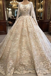 Classic Scoop Long Sleevess Appliques Ball Gown Wedding Dress