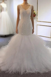 Hot Straps Mermaid Sequin Tulle White Wedding Dress V Neck With Beadings