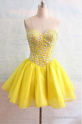 Organza Sweetheart Yellow Homecoming Dresses With Beading