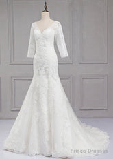 Sweep Train V-Neck 3/4 Sleeves Lace Wedding Dresses