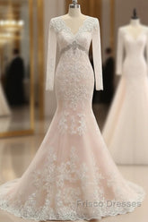 Trumpet/Mermaid V-Neck Long Sleeves Applique With Rhinestone Tulle Floor-Length Wedding Dress