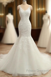 Trumpet/Mermaid V-Neck Sleeveless Applique With Beading Tulle Court Train Wedding Dress