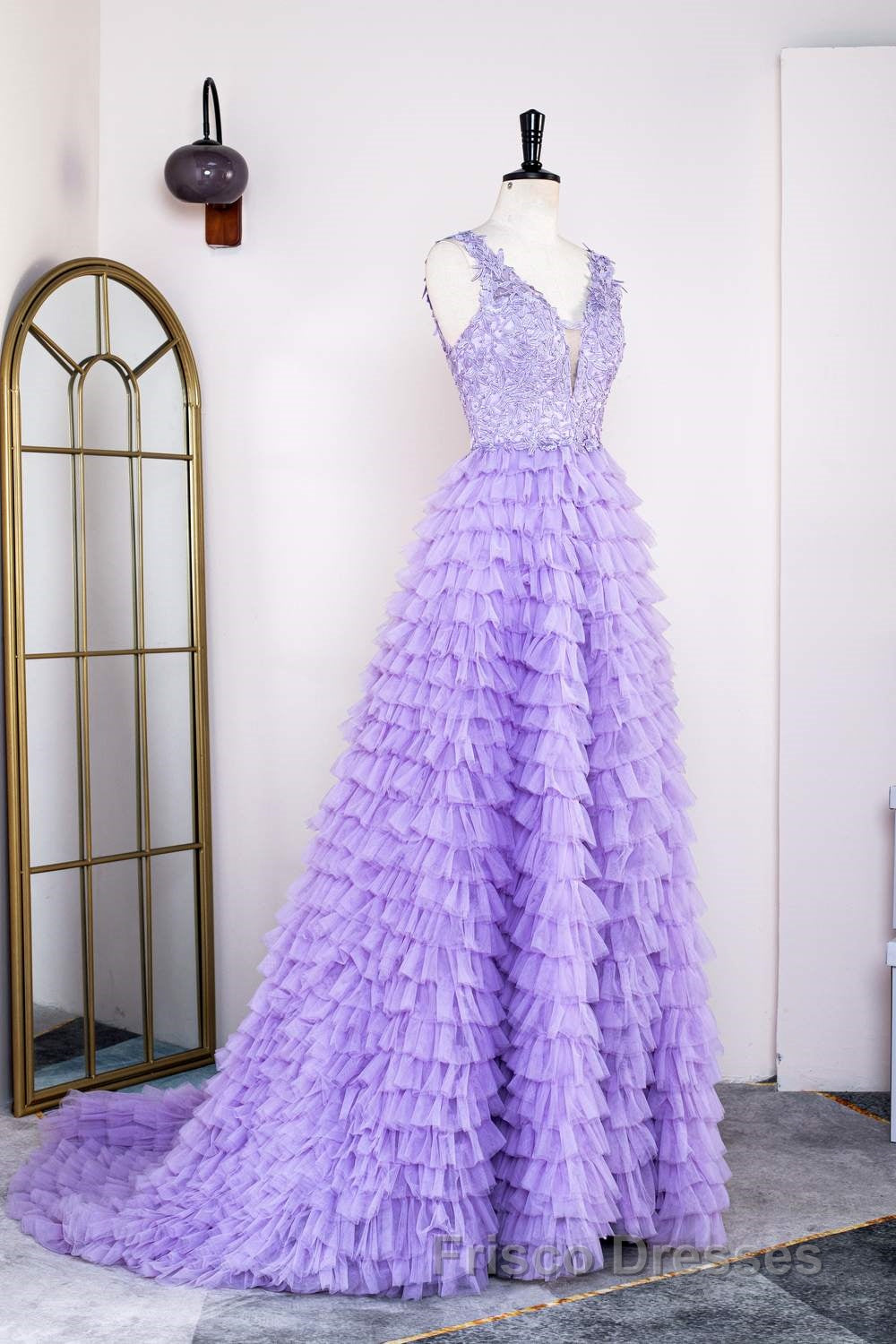 Lavender Plunging V Neck Appliques Layers Long Formal Prom Dress with Slit Secondary image