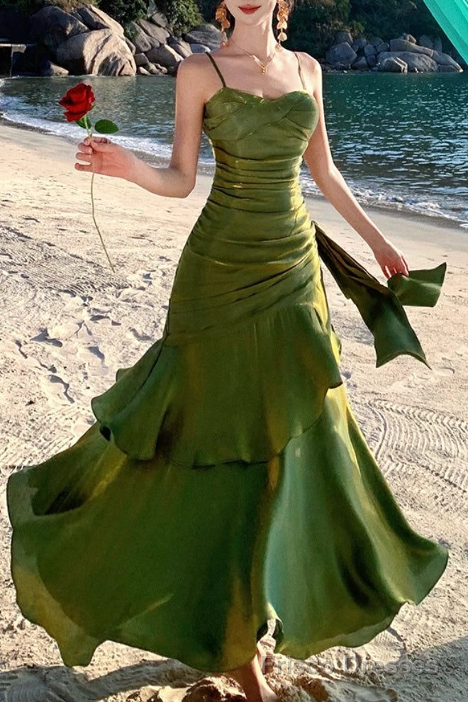 A-Line Green Prom Dress features spaghetti straps Evening Dresses