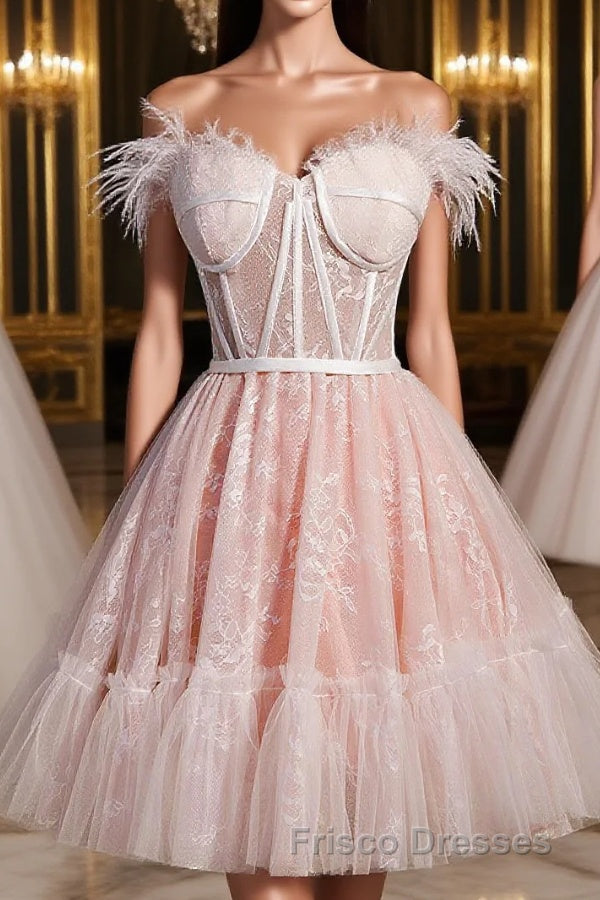 Cute Strapless Black Tulle Short Homecoming Dress Main image