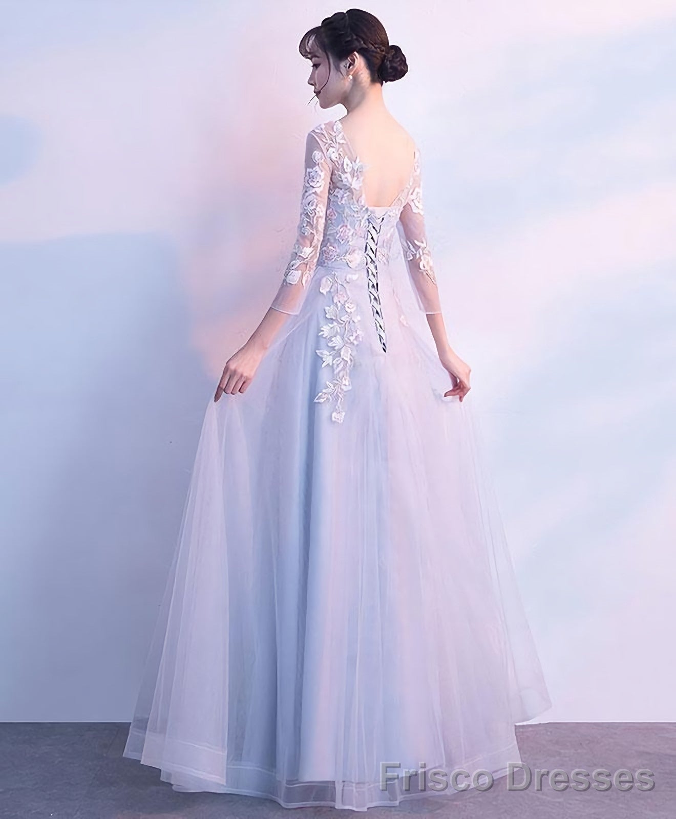 Gray Round Neck Tulle Lace Applique Long Prom Dress Gray Evening Dress Secondary image