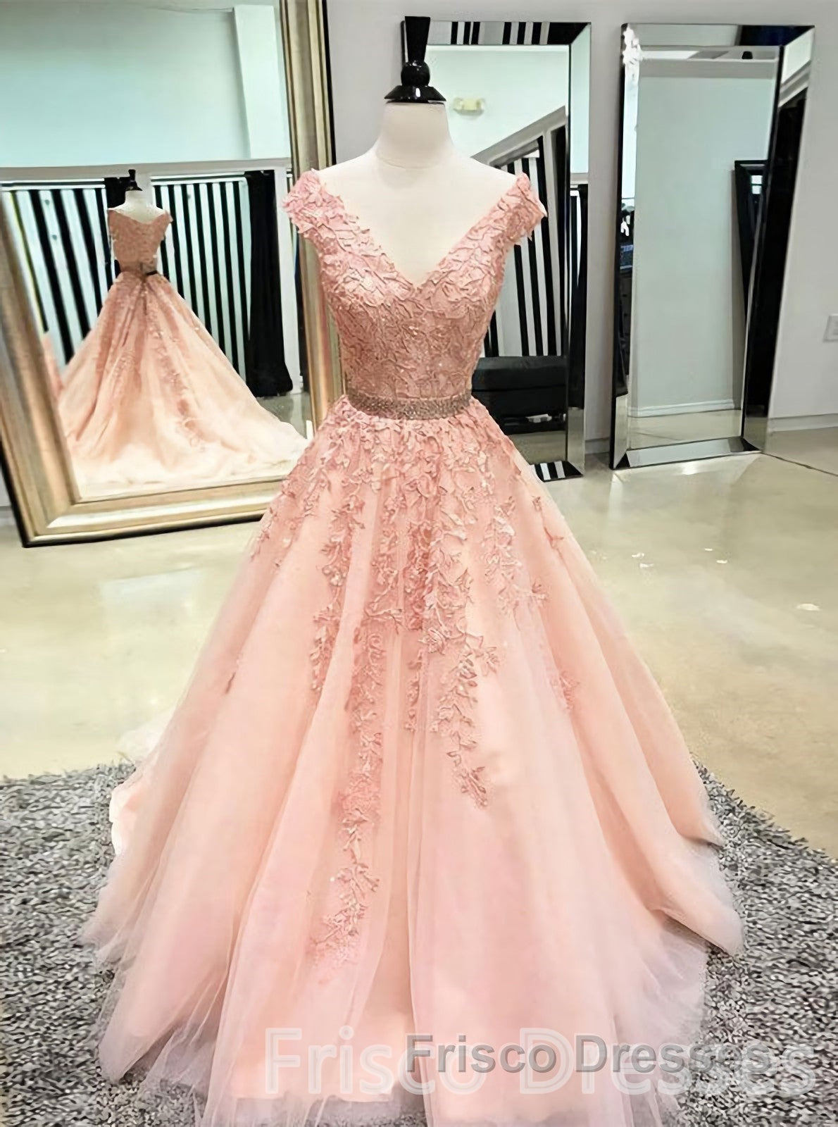 Pink Sleeveless V Neck Tulle Lace Applique Long Formal Prom Dress Secondary image