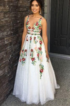 V-Neck Sexy Floral Embroidered Long Prom Dresses