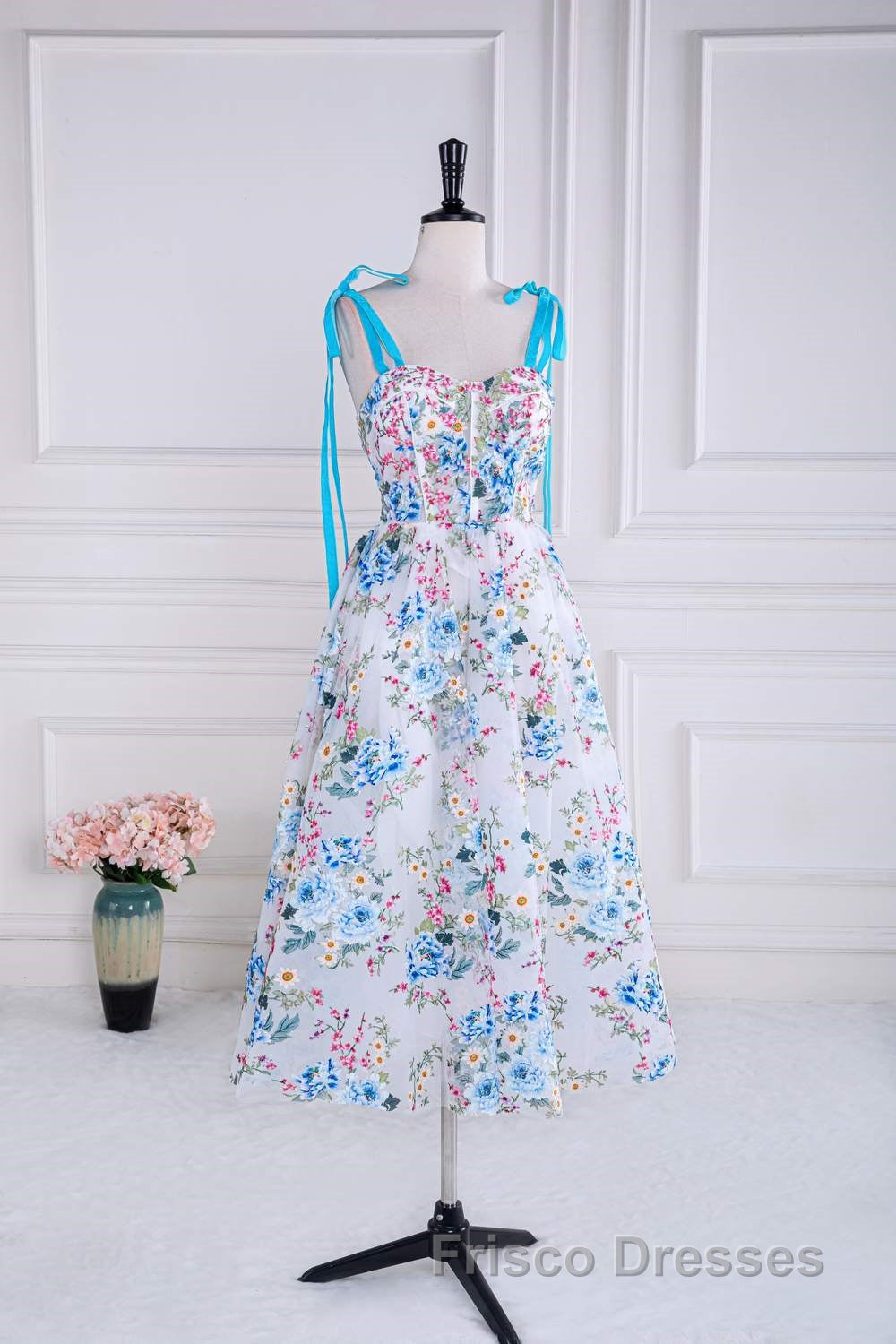 Blue and White Floral Bow Tie Straps A-line Tea-Length Formal Prom Dress Secondary image