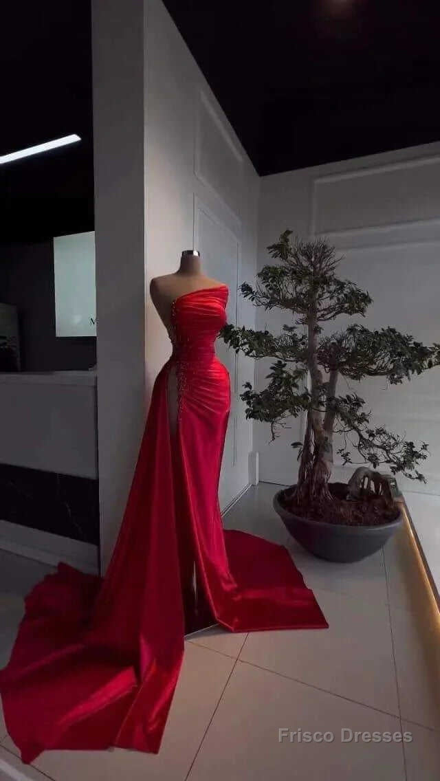 Red Pearl Strapless Prom Dress Long Slit Sleeveless Main image