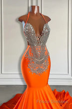 Sleeveless V-Neck Halter Mermaid Formal Prom Dresses With Beadings