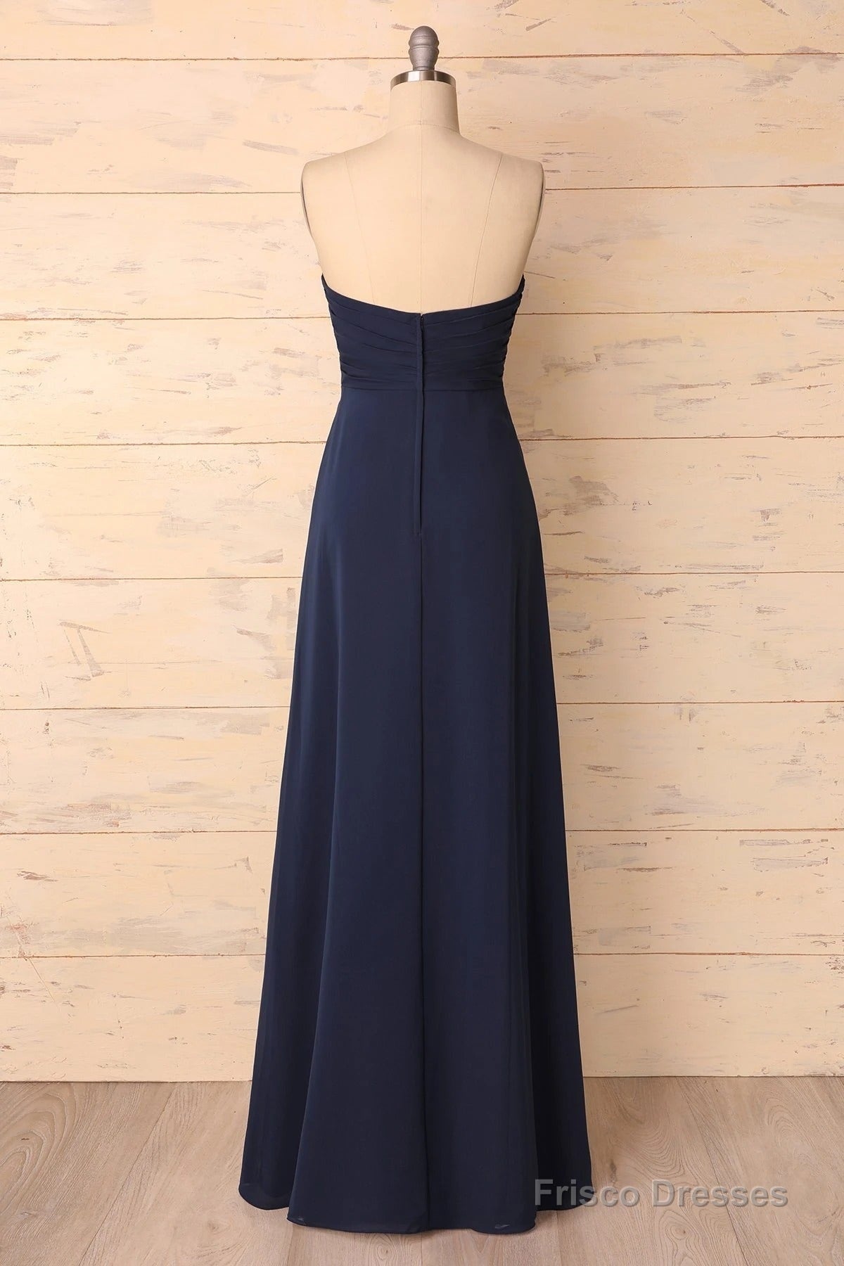 Elegant Sweetheart Pleated Navy Blue Bridesmaid Dress Secondary image