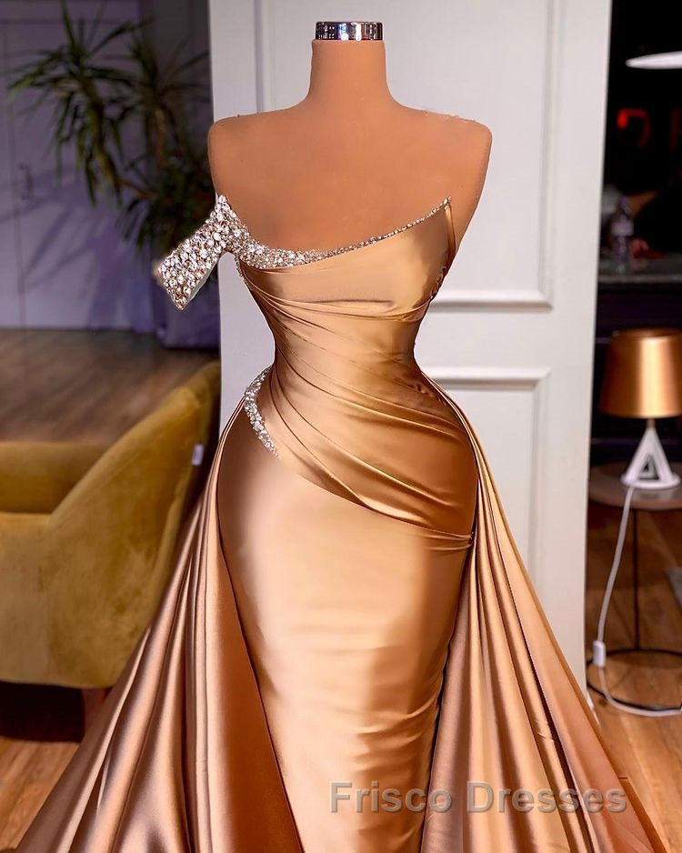 Chic One Shoulder Beaded Mermaid Formal Prom Dress With Court Train Secondary image