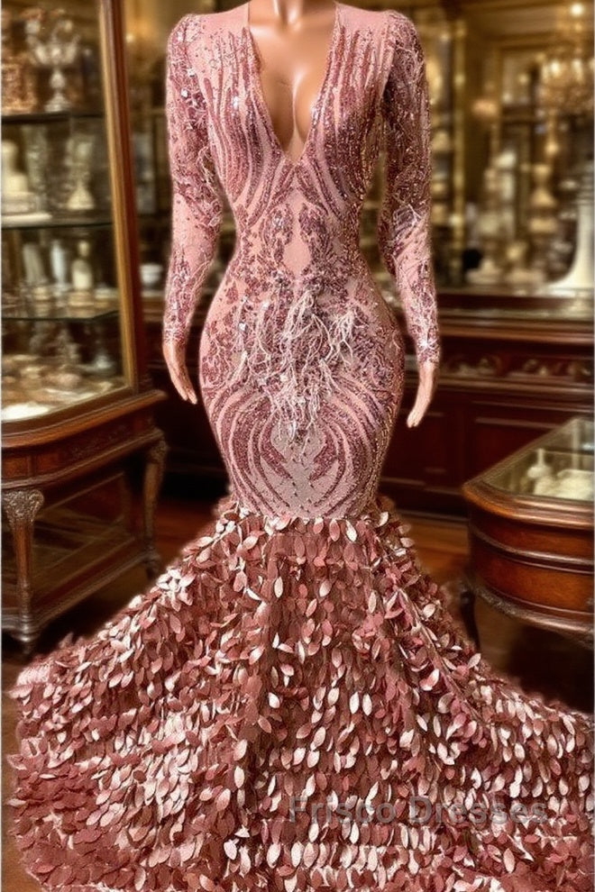 Elegant Long Mermaid V-neck Appliques Lace Formal Prom Dress with Sleeves Main image