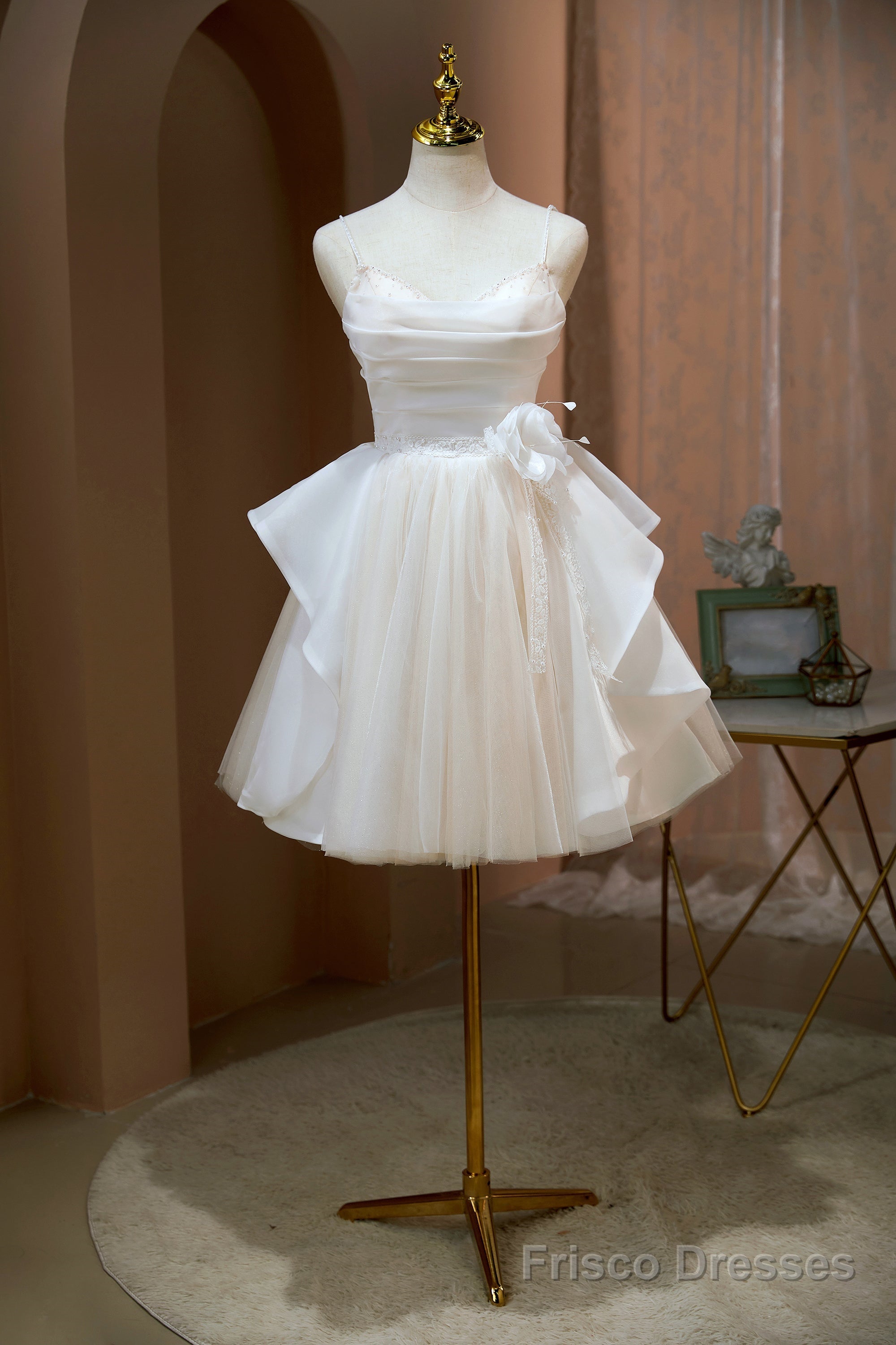 Cute Spaghetti Straps A Line Beading Tulle Short Homecoming Dresses Secondary image