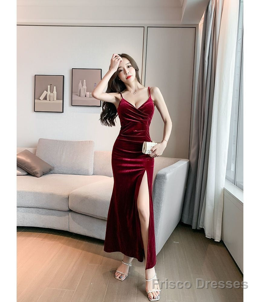Spaghetti-Strap Plain Velvet Side Slit Evening Gown Secondary image