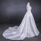 Long Sleeves Simple Elegant Wedding Dress Lace Wedding Gowns
