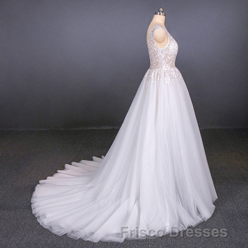 Flowy A-line Long V-neck Lace Tulle Beach Wedding Dress Bridal Gowns Secondary image