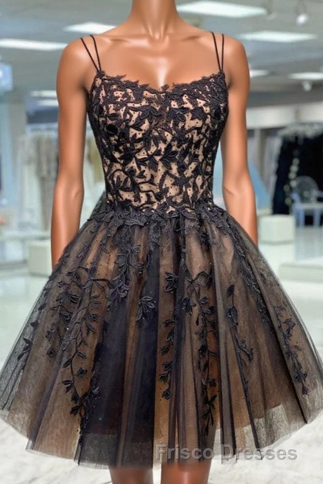 Black Spaghetti Straps Appliques Tulle Short Homecoming Dress Main image