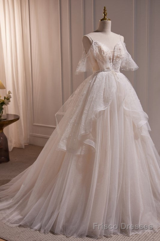 Elegant Tulle Spaghetti Straps Ball Gown Wedding Dress with Beads Main image