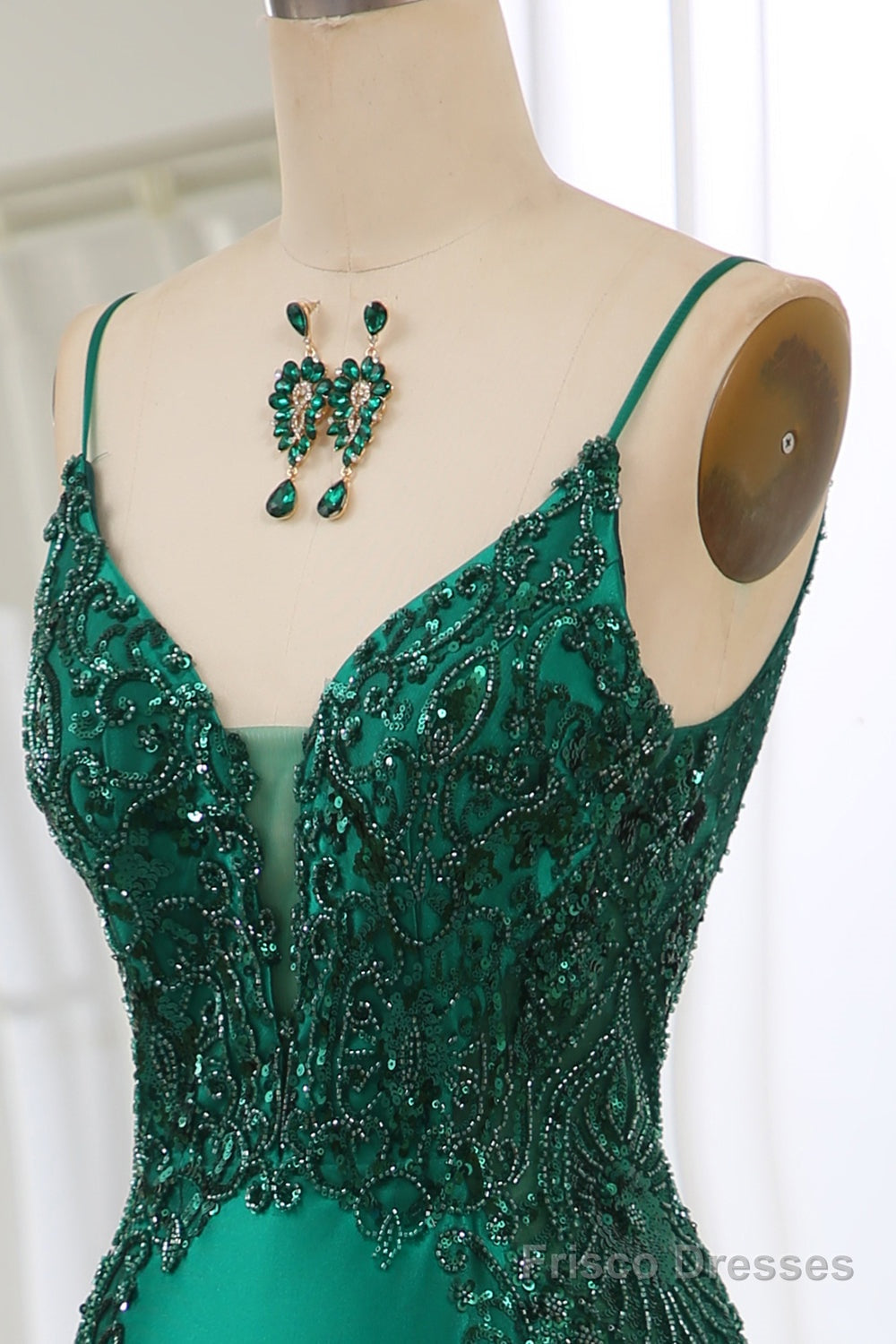 Dark Green Spaghetti Straps Mermaid Satin Prom Dress With Appliques