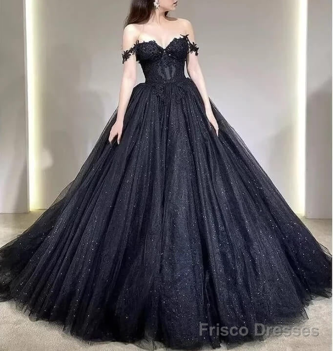 A Line Black Gothic Wedding Dresses Off The Shoulder Lace Tulle Bridal Wear Main image