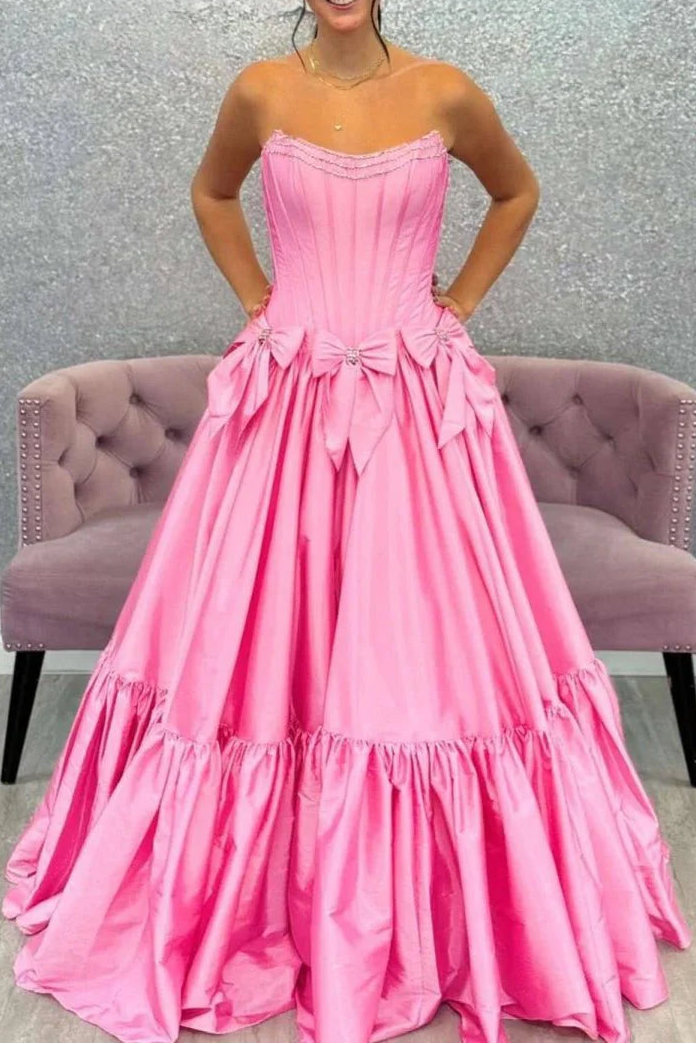 A-Line Black Scoop Neck Satin Long Prom Dresses With Bow Knots Main image