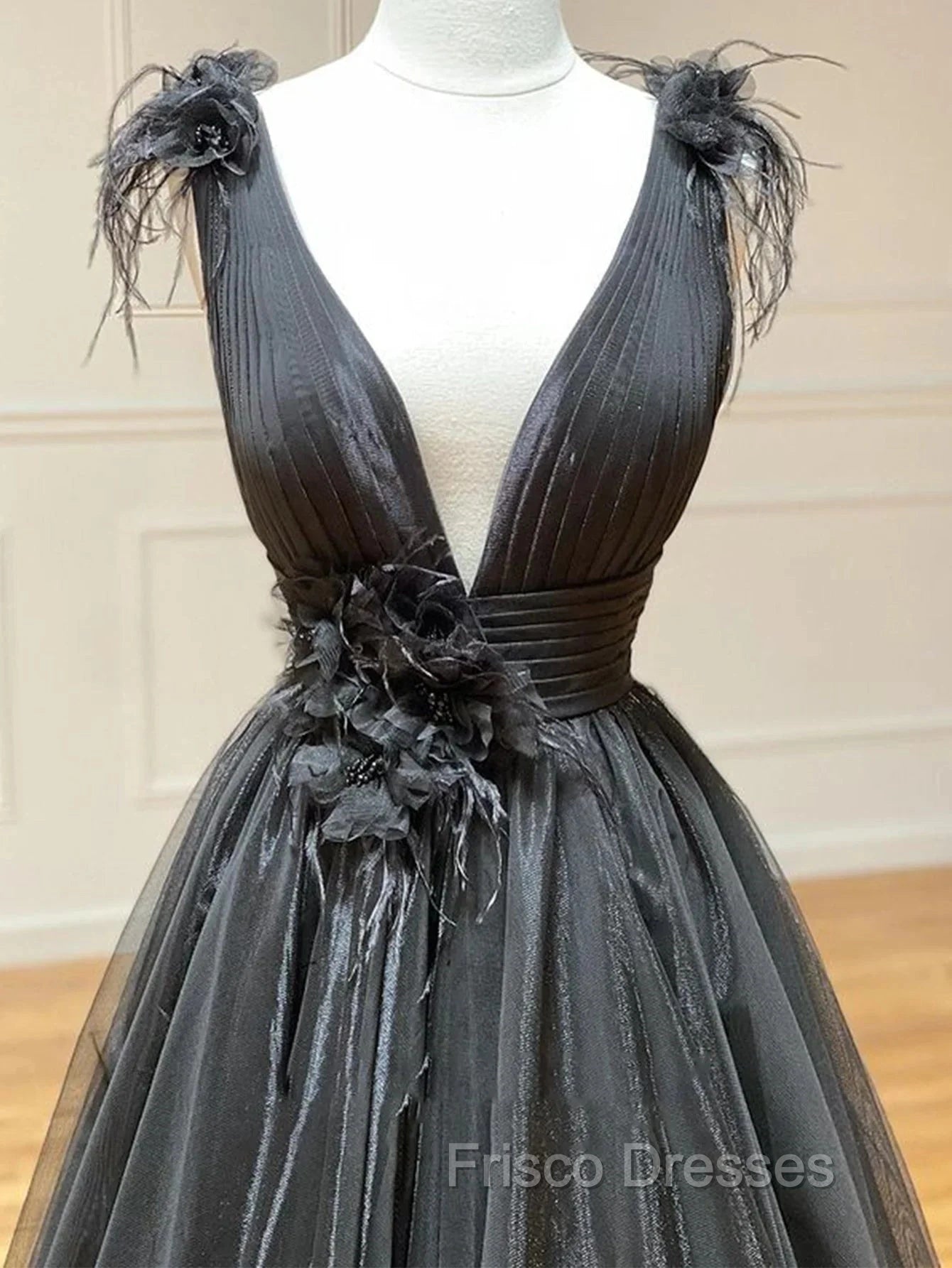 A Line Black V Neck Tulle Long Formal Prom Dress Secondary image