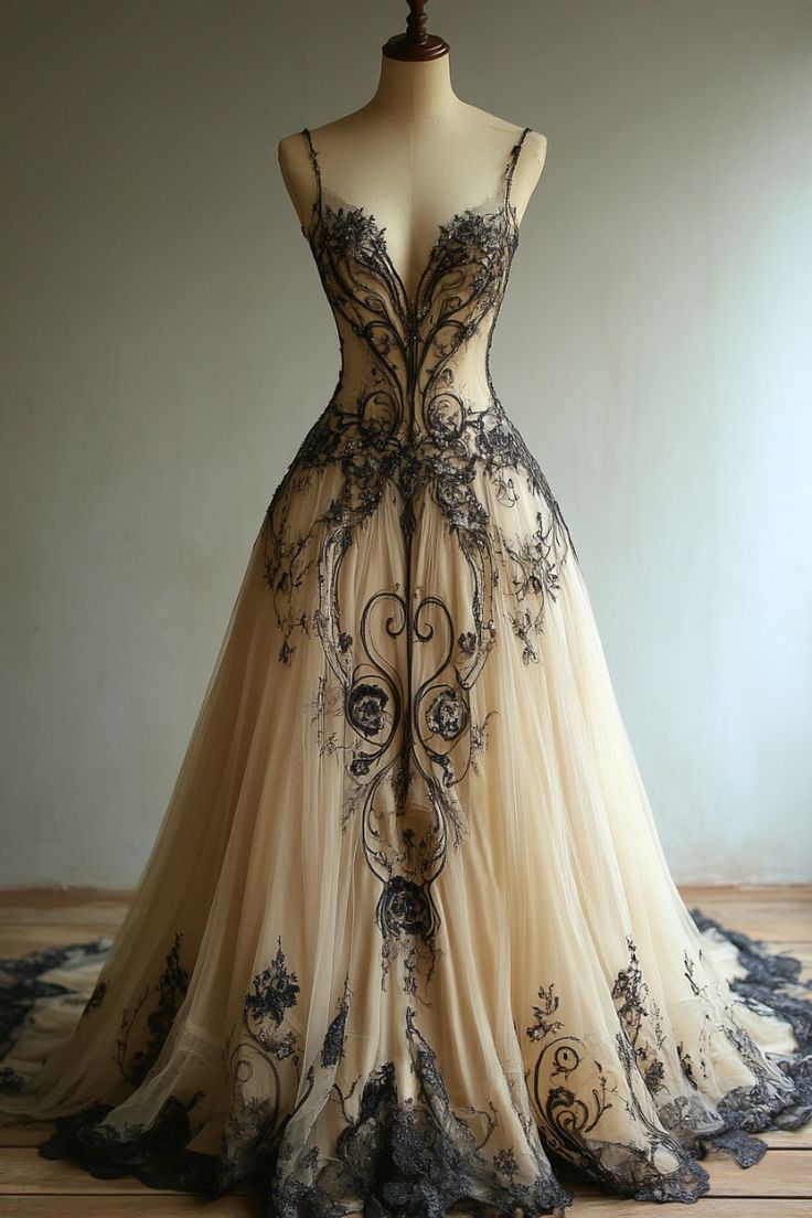 A Line Champagne Tulle Black Lace Long Prom Dresses Charming Evening Dress Main image