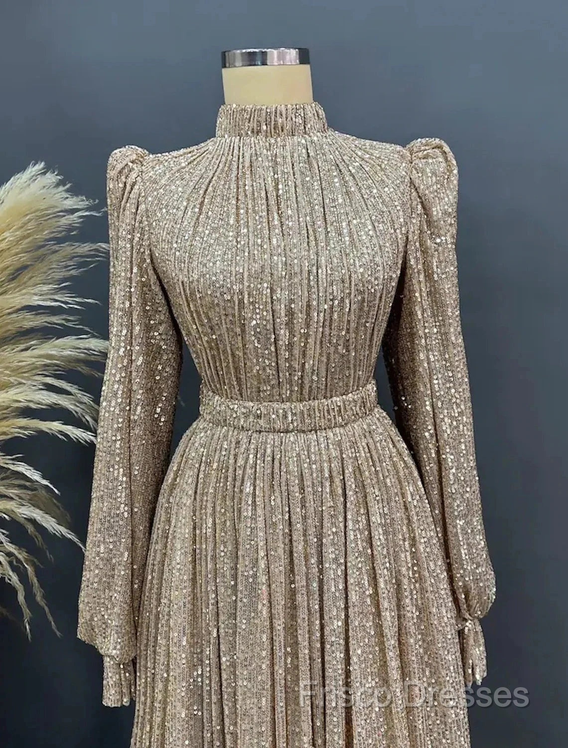 A-Line Formal Gown Elegant Dress Red Green Dress Black Tie Floor Length Long Sleeve Jewel Neck Fall Wedding Guest Sequined With Ruched Secondary image