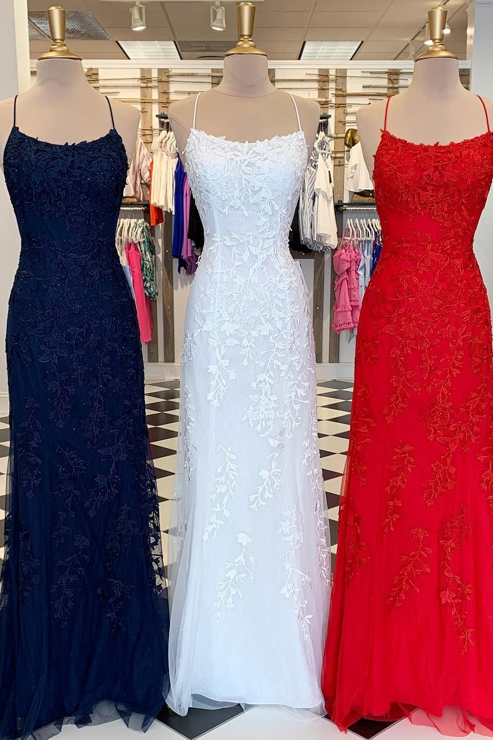 Red Floral Appliques Tulle Mermaid Long Formal Dress Secondary image