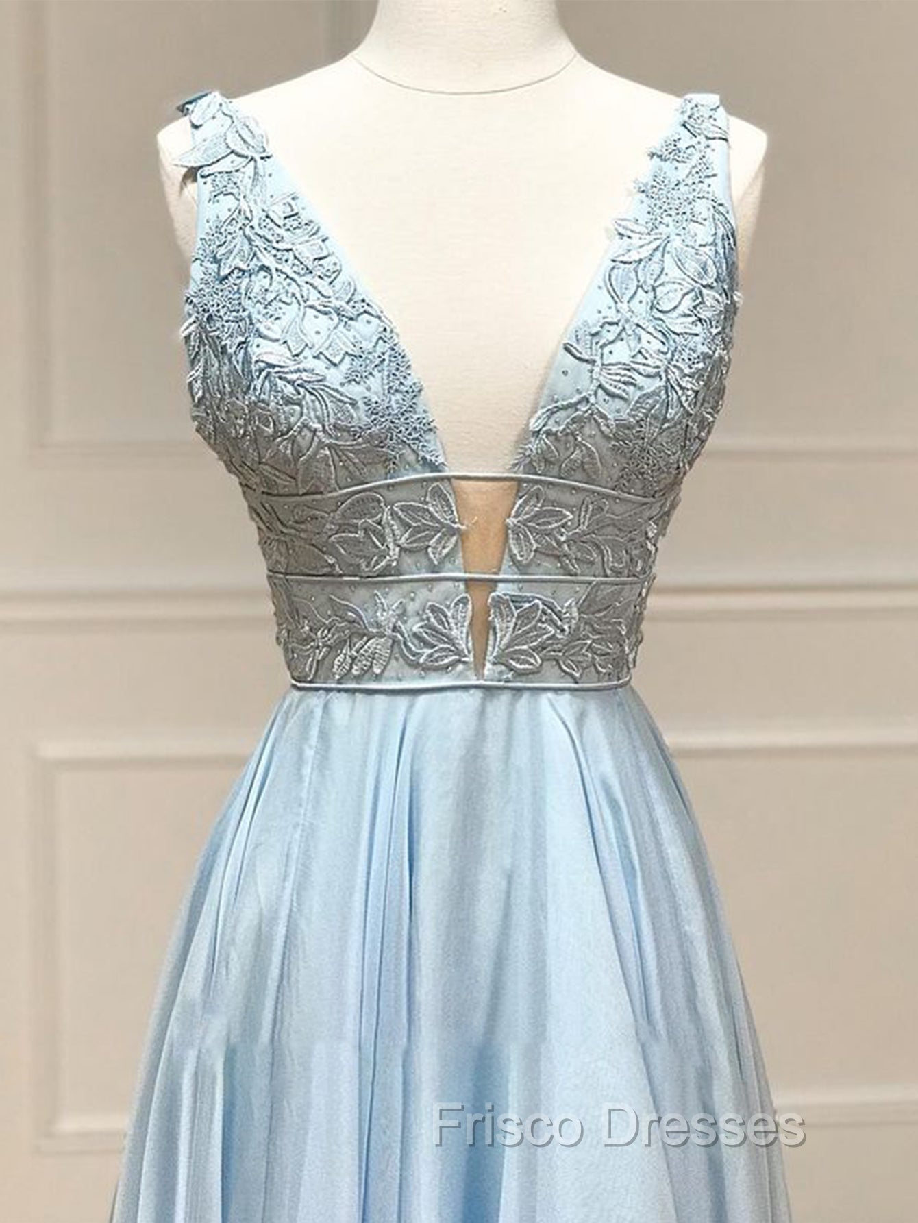 A Line Plunge V Neck Lace Chiffon Formal Prom Dress
