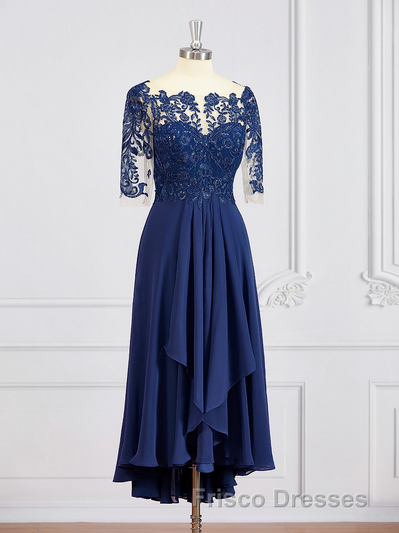 A-Line/Princess Bateau Tea-Length Chiffon Mother of the Bride Dress With Appliques Lace