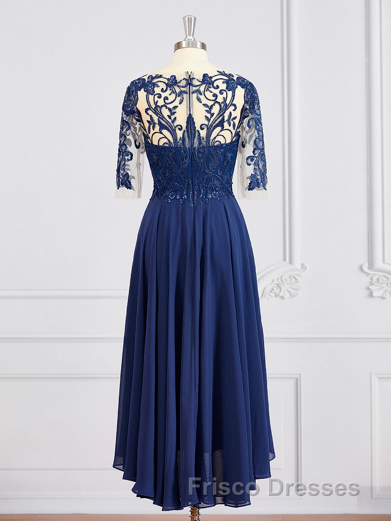 A-Line/Princess Bateau Tea-Length Chiffon Mother of the Bride Dress With Appliques Lace