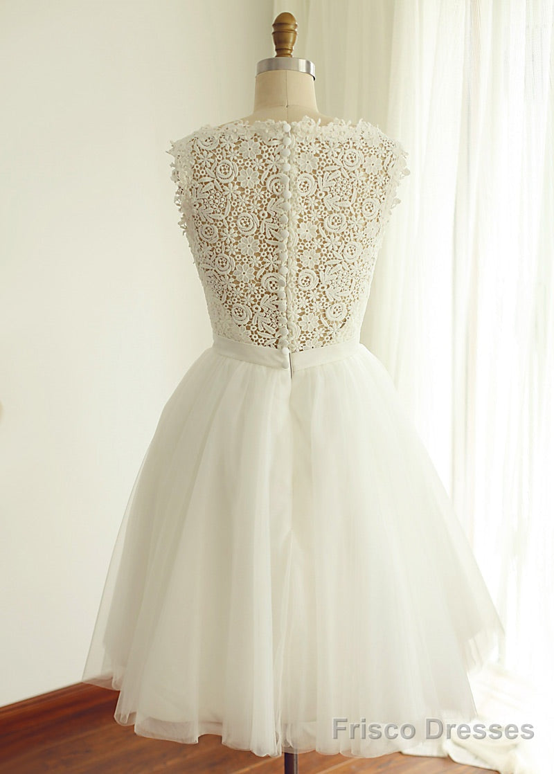 A-Line/Princess Lace Sleeveless Short Wedding Dresses With Beading