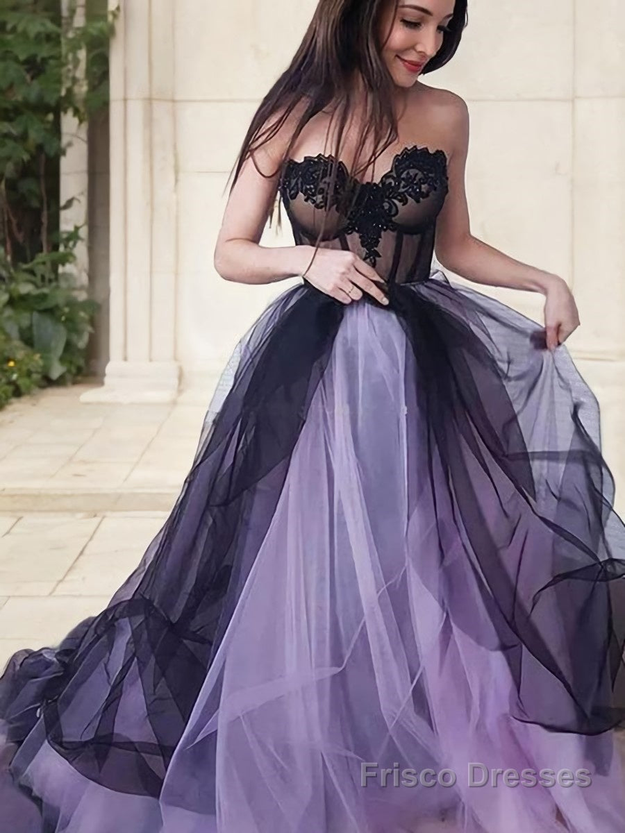 A-Line/Princess Strapless Court Train Tulle Prom Dresses With Appliques Lace Main image