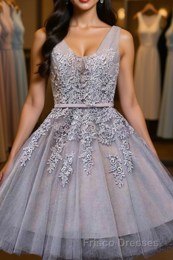 A-Line/Princess Straps Short/Mini Tulle Homecoming Dress With Appliques Lace Main image