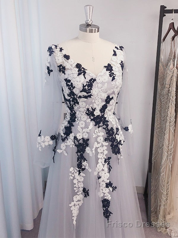 A-Line Princess Tulle Applique V-Neck Long Sleeves Floor-Length Prom Dresses Main image