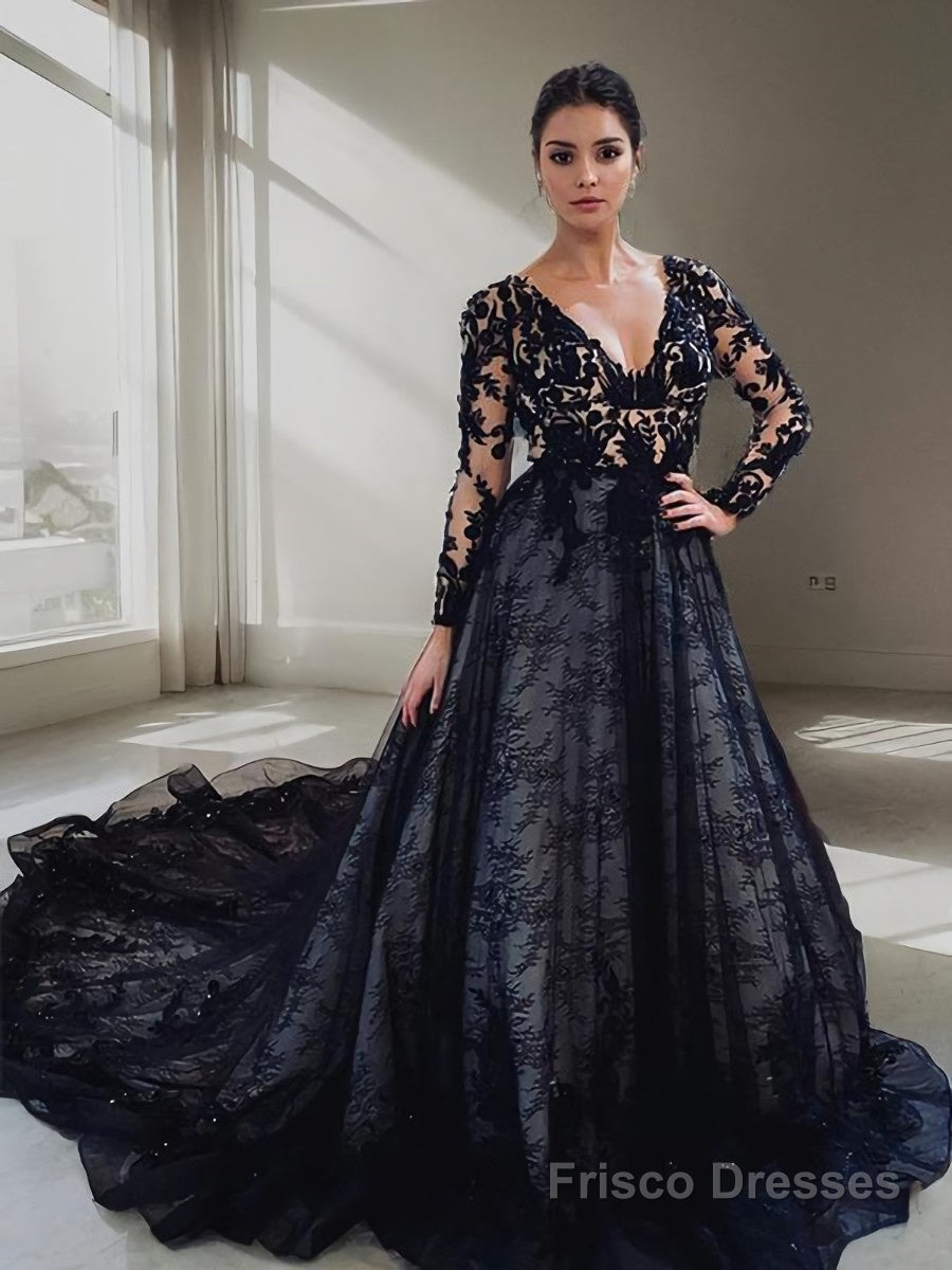 A-Line/Princess V-neck Court Train Lace Wedding Dresses With Appliques Lace Main image