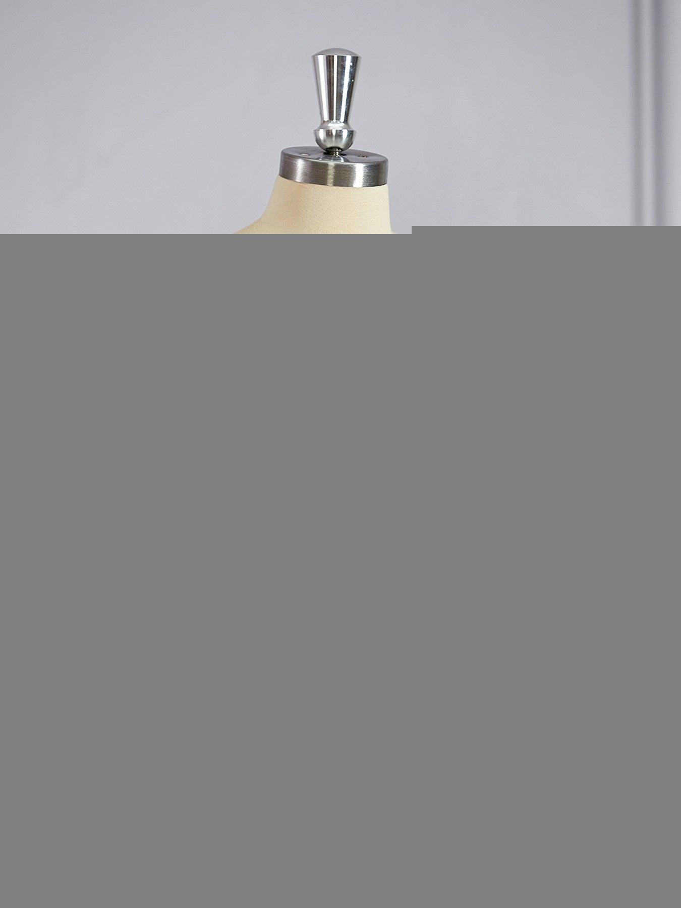 A-Line/Princess V-neck Tea-Length Chiffon Mother of the Bride Dress With Appliques Lace