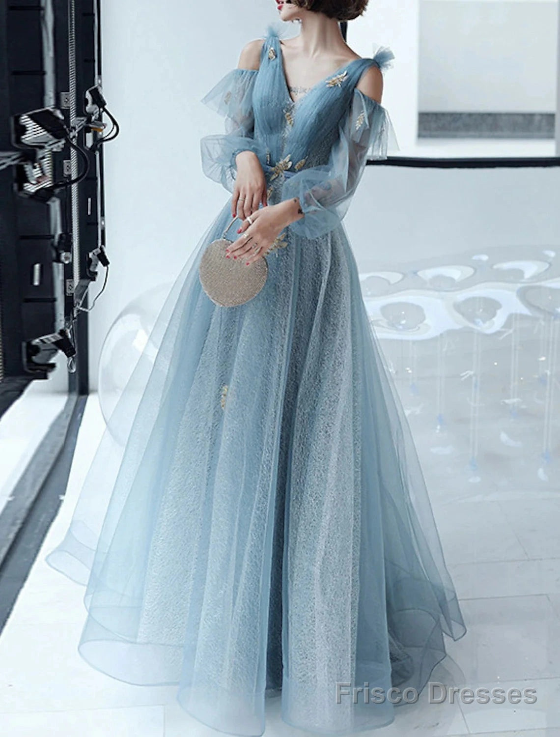 A-Line Sparkle & Shine Puffy Prom Formal Evening Dress V Neck Long Sleeve Floor Length Polyester With Sequin Butterfly Main image