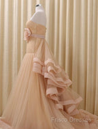 A-Line Stomacher Tiered Wedding Dress Court Train With Appliques