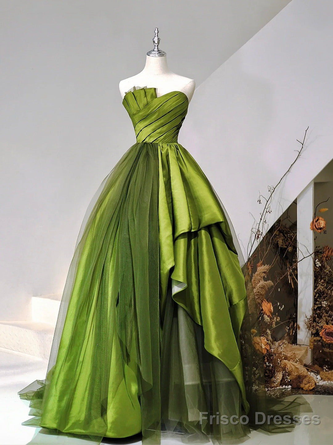 A-Line Strapless Green Satin Tulle Sweep Train Prom Evening Dresses Main image