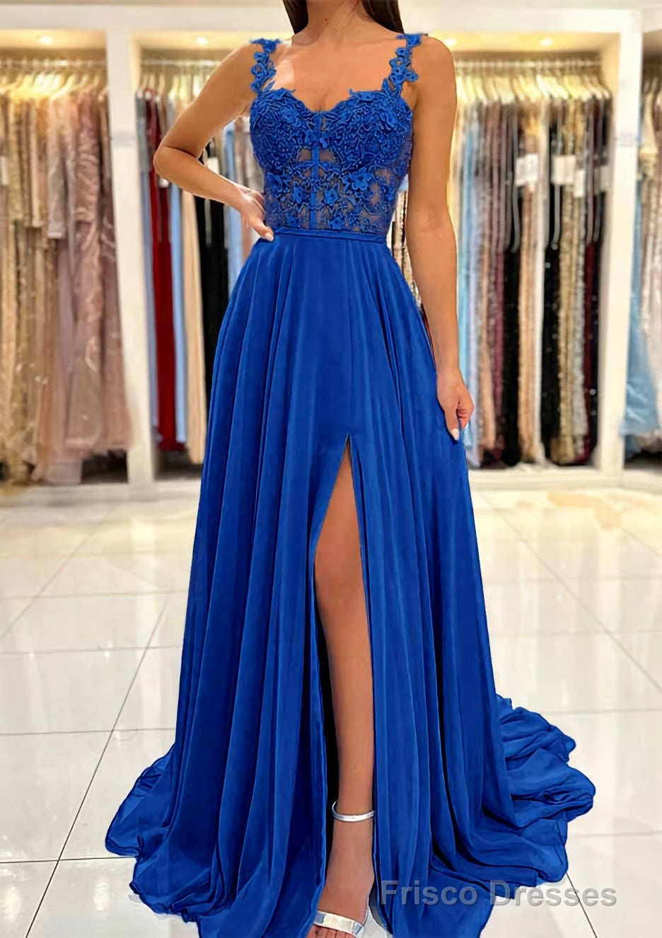 A-line Sweetheart Sleeveless Sweep Train Chiffon Prom Dresses With Appliqued Split