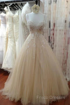 A Line Tulle Long Formal Prom Straps Sweetheart Lace Appliques Wedding Dress
