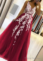 A-line V Neck Sleeveless Sweep Train Tulle Prom Dresses With Beading Lace