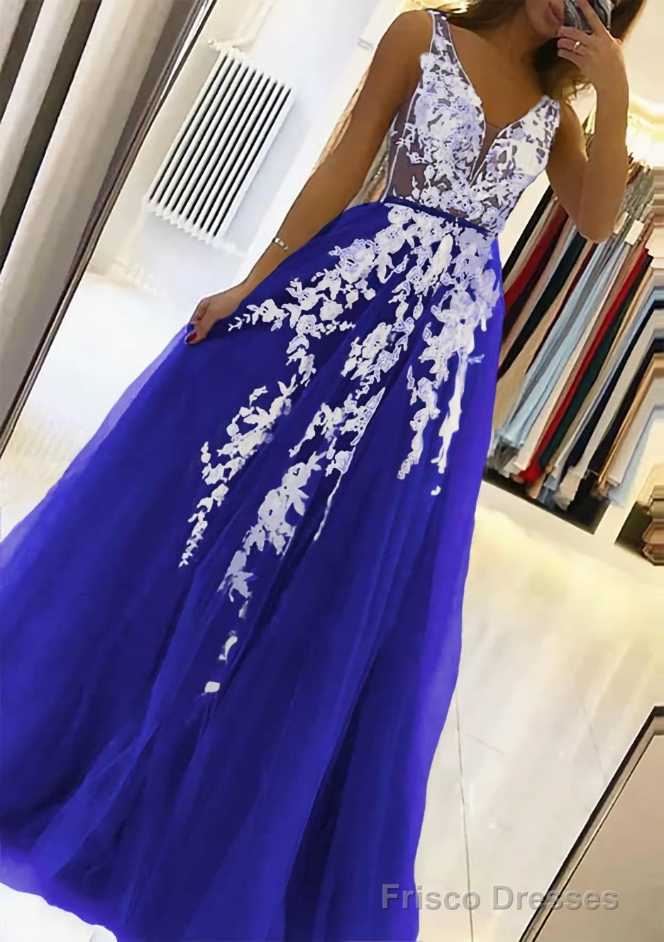 A-line V Neck Sleeveless Sweep Train Tulle Prom Dresses With Beading Lace