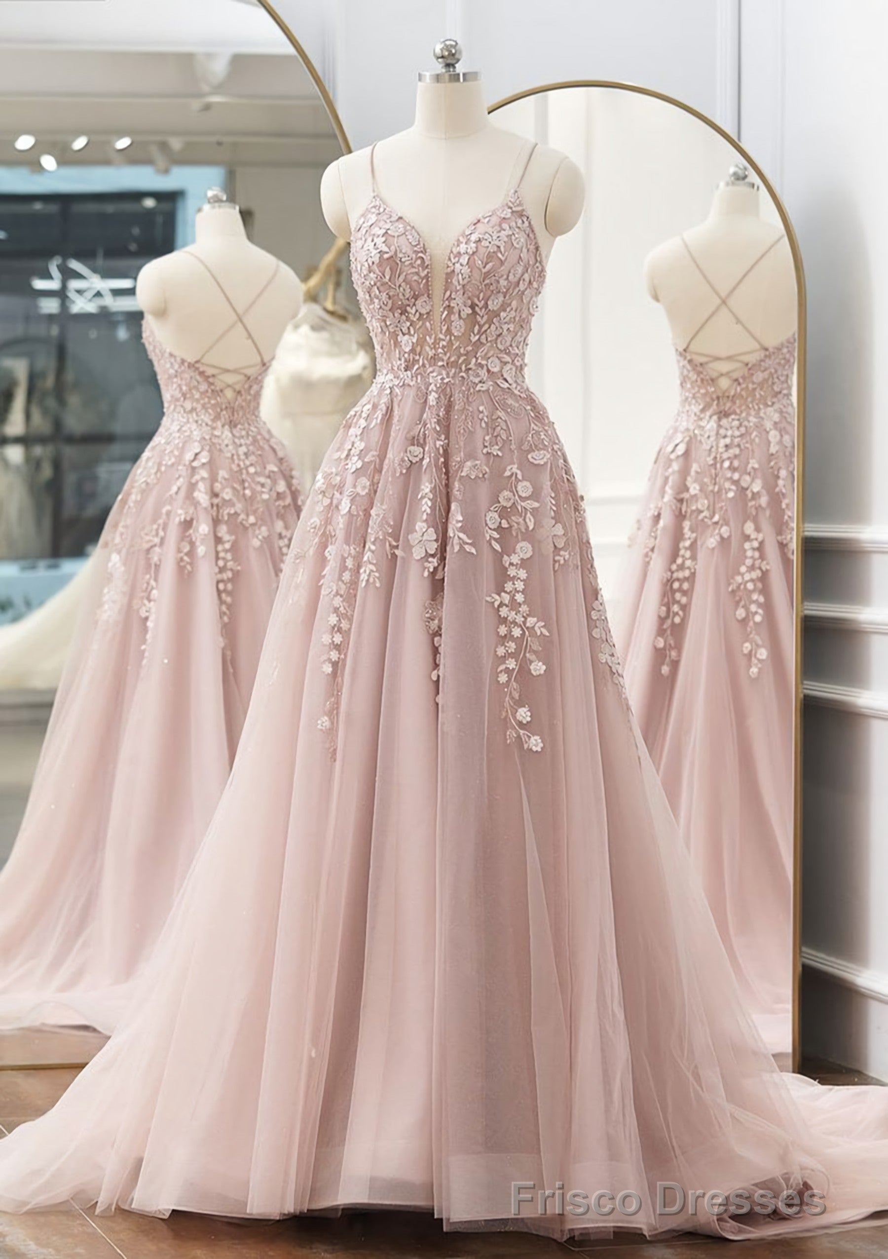 A-line V Neck Spaghetti Straps Sweep Train Tulle Prom Dresses With Appliqued Beading Main image