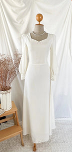 A-Line Vintage White Wedding Dress Elegance Gown Minimal Long Sleeve Style Bride Dress